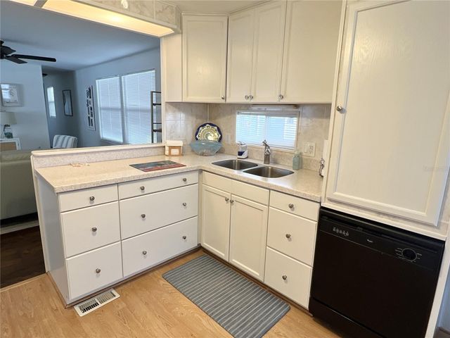 614 MOUNT KEY AVENUE NE 631, St Petersburg, FL 33702