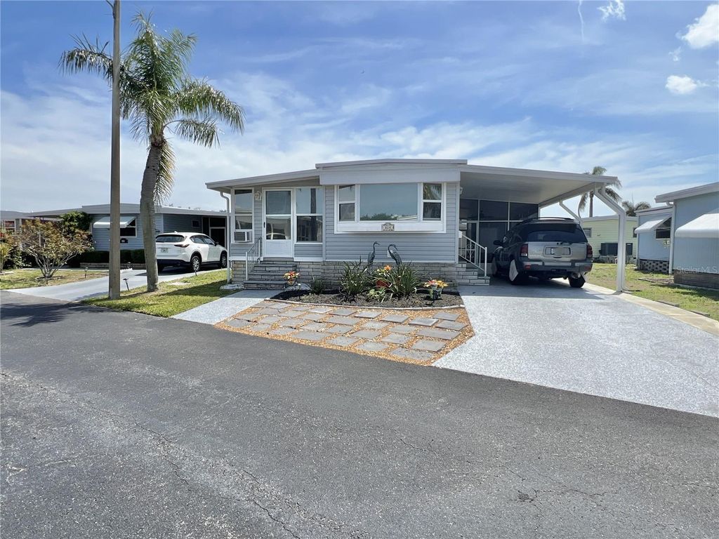 614 MOUNT KEY AVENUE NE 631, St Petersburg, FL 33702