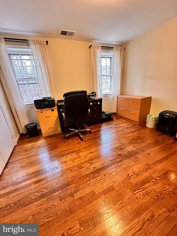 18929 DIARY RD, Gaithersburg, MD 20886