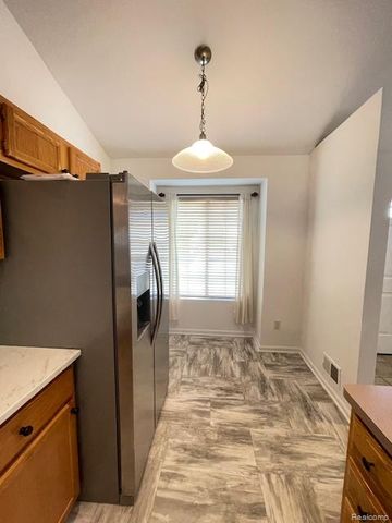 30885 LEE FRANK Lane, Madison Heights, MI 48071