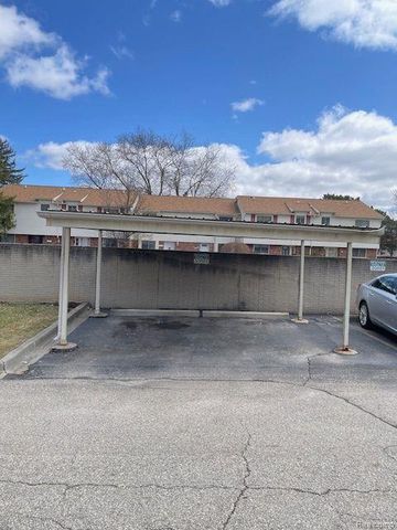 30885 LEE FRANK Lane, Madison Heights, MI 48071