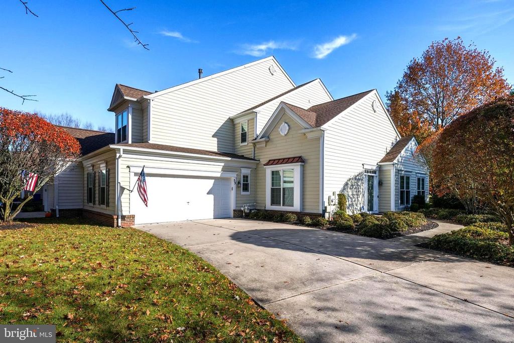 55 WRENTHAM DR, Medford, NJ 08055