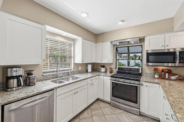 720 S FIELDING AVENUE, Tampa, FL 33606