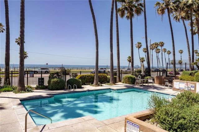 1200 Pacific Coast, Huntington Beach, CA 92648