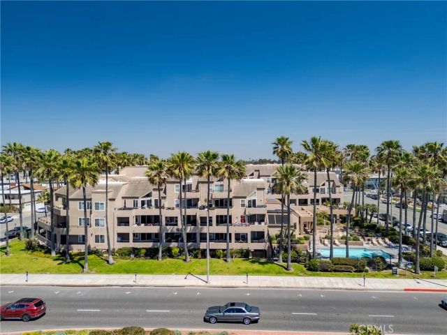 1200 Pacific Coast, Huntington Beach, CA 92648