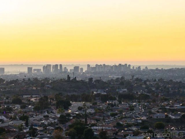 167 S Wedgewood Dr, San Diego, CA 92114