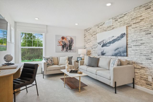 2560 Rock Elm Road, Shakopee, MN 55379
