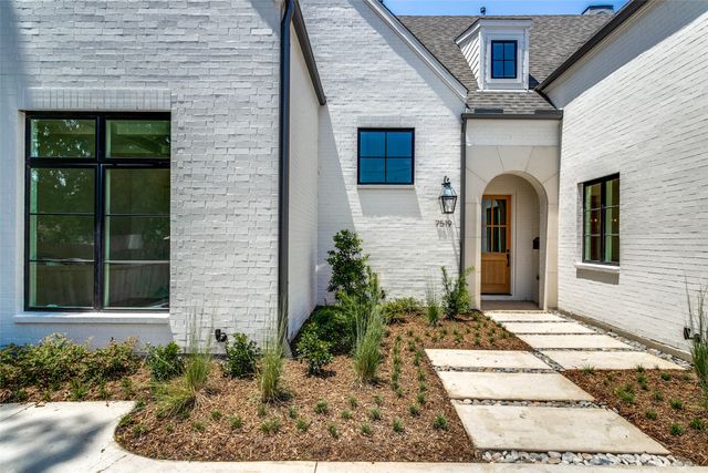 7519 Taos Road, Dallas, TX 75209