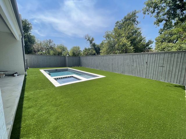 7519 Taos Road, Dallas, TX 75209