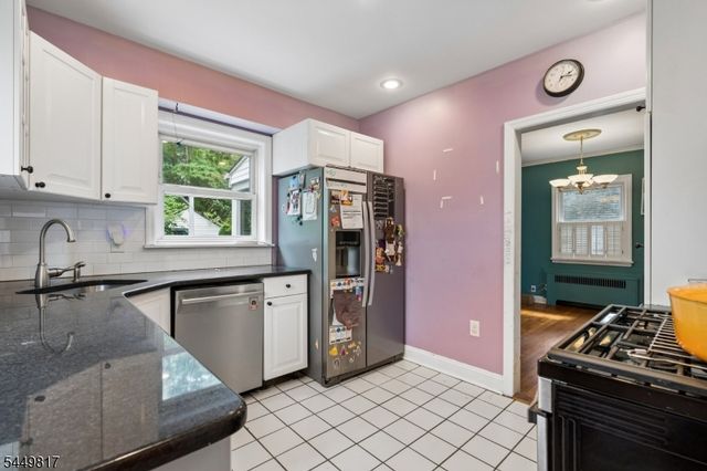 2 Elsman Ter, Maplewood Twp., NJ 07040