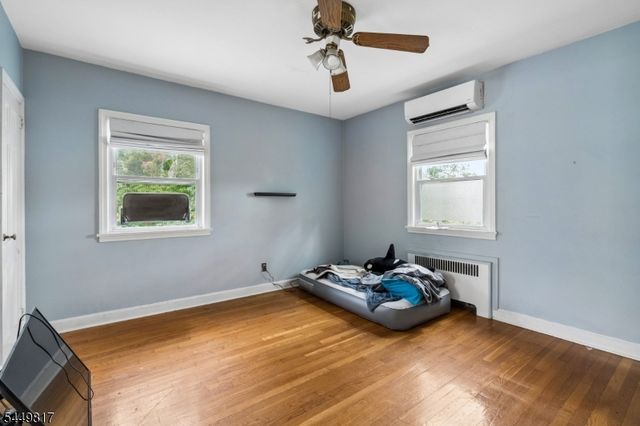 2 Elsman Ter, Maplewood Twp., NJ 07040