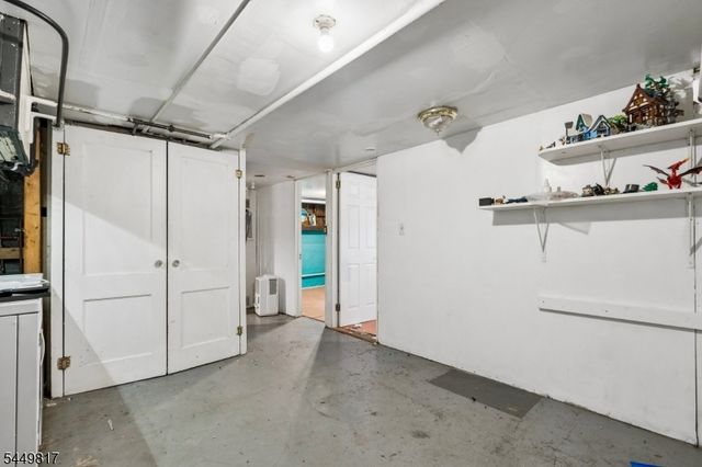 2 Elsman Ter, Maplewood Twp., NJ 07040