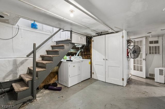 2 Elsman Ter, Maplewood Twp., NJ 07040
