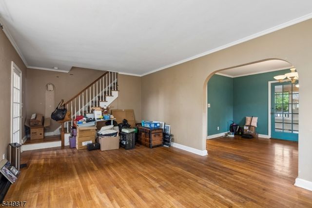 2 Elsman Ter, Maplewood Twp., NJ 07040