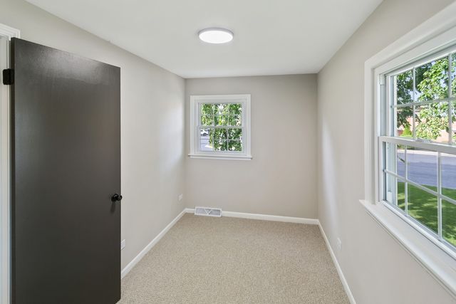 428 E 156th Place, South Holland, IL 60473