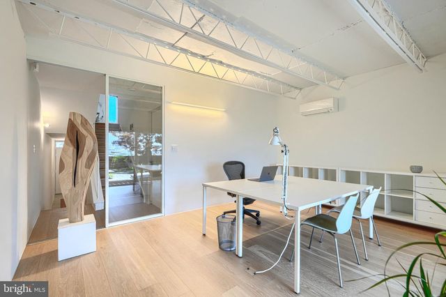 2439 BOSTON ST, Baltimore, MD 21224