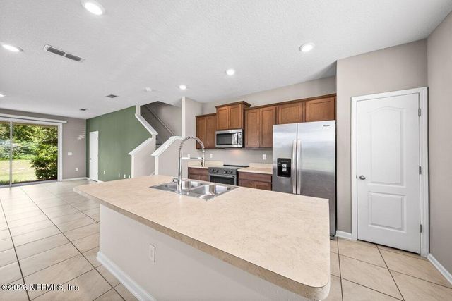 834 ROTARY Road, Jacksonville, FL 32211