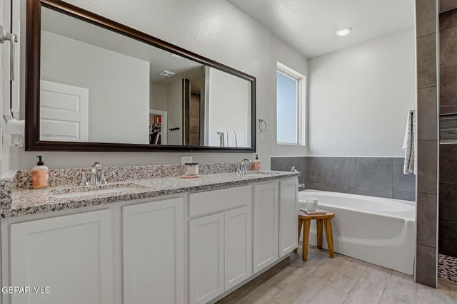 51070 Desert Sunflower Avenue, El Paso, TX 79934