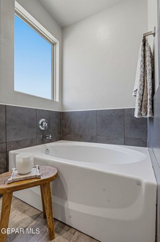 51070 Desert Sunflower Avenue, El Paso, TX 79934