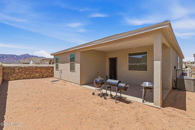 51070 Desert Sunflower Avenue, El Paso, TX 79934