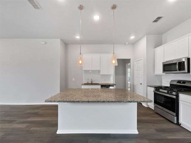 3413 Duncan Way, Corinth, TX 76210
