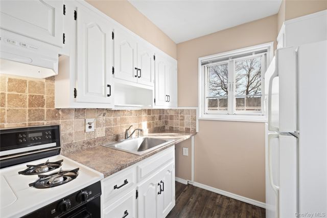 226-10 Manor Road Upper, Queens Village, NY 11427