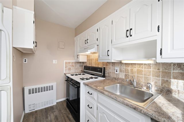 226-10 Manor Road Upper, Queens Village, NY 11427