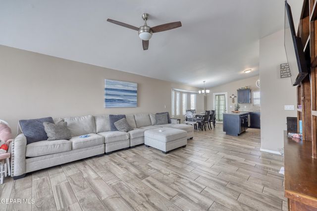 397 Fray Olguin Court, Socorro, TX 79927