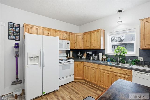 1324 N Hayes Avenue, Pocatello, ID 83204