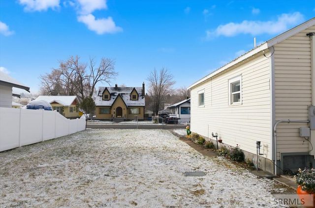 1324 N Hayes Avenue, Pocatello, ID 83204