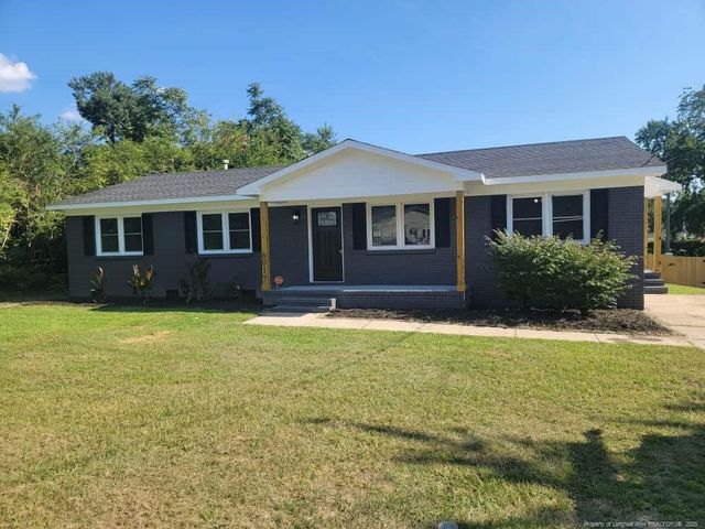 6017 Santa Fe Drive, Fayetteville, NC 28303