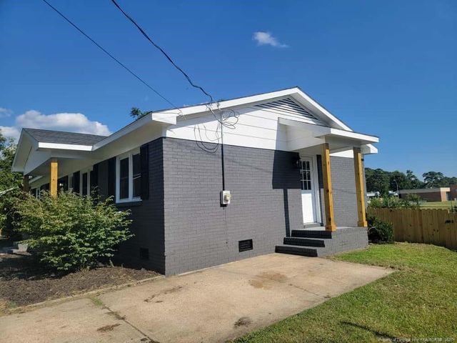 6017 Santa Fe Drive, Fayetteville, NC 28303
