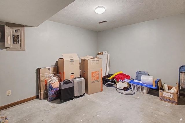 2817 Arbor, Manhattan, KS 66503