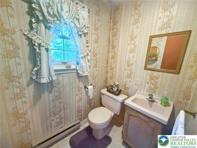 6532 Vera Cruz Road, Upper Milford Twp, PA 18092
