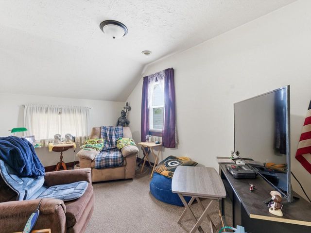 1012 Manila STREET, Manitowoc, WI 54220