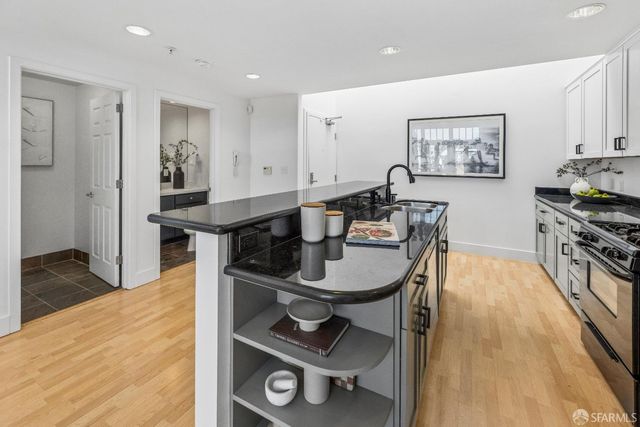 2132 Folsom Street 3, San Francisco, CA 94110