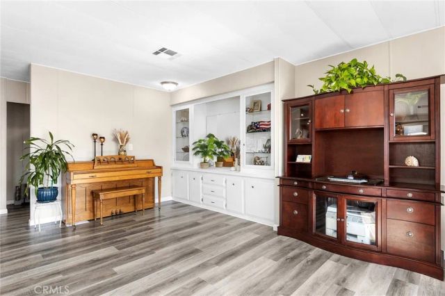 881 N Lake 210, Hemet, CA 92544