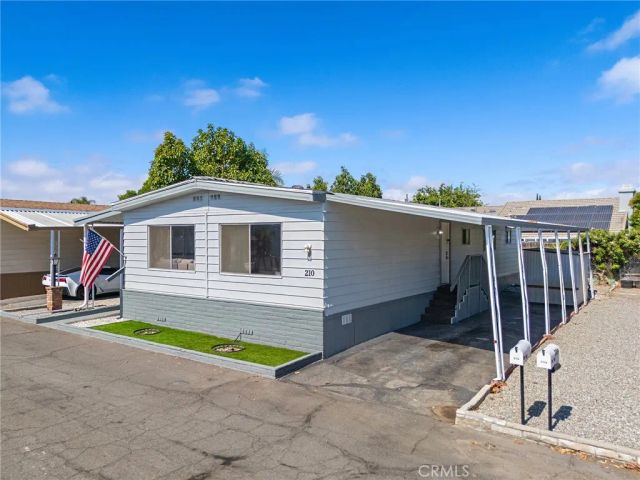 881 N Lake 210, Hemet, CA 92544