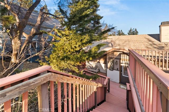 2011 Nob Hill, Running Springs, CA 92382