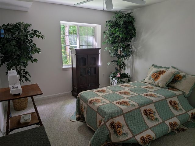 619 Hill Crest Court, Milford, MI 48381