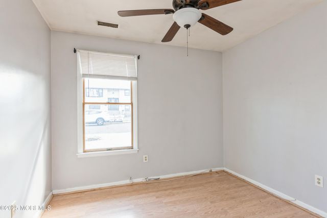 58 Dodd Street, Laurence Harbor, NJ 08879