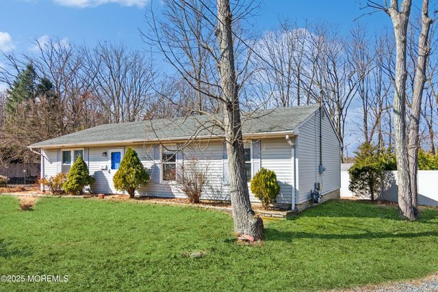 58 Dodd Street, Laurence Harbor, NJ 08879