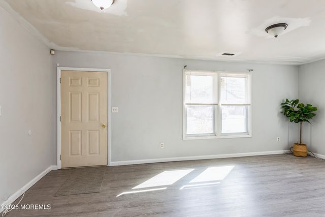 58 Dodd Street, Laurence Harbor, NJ 08879