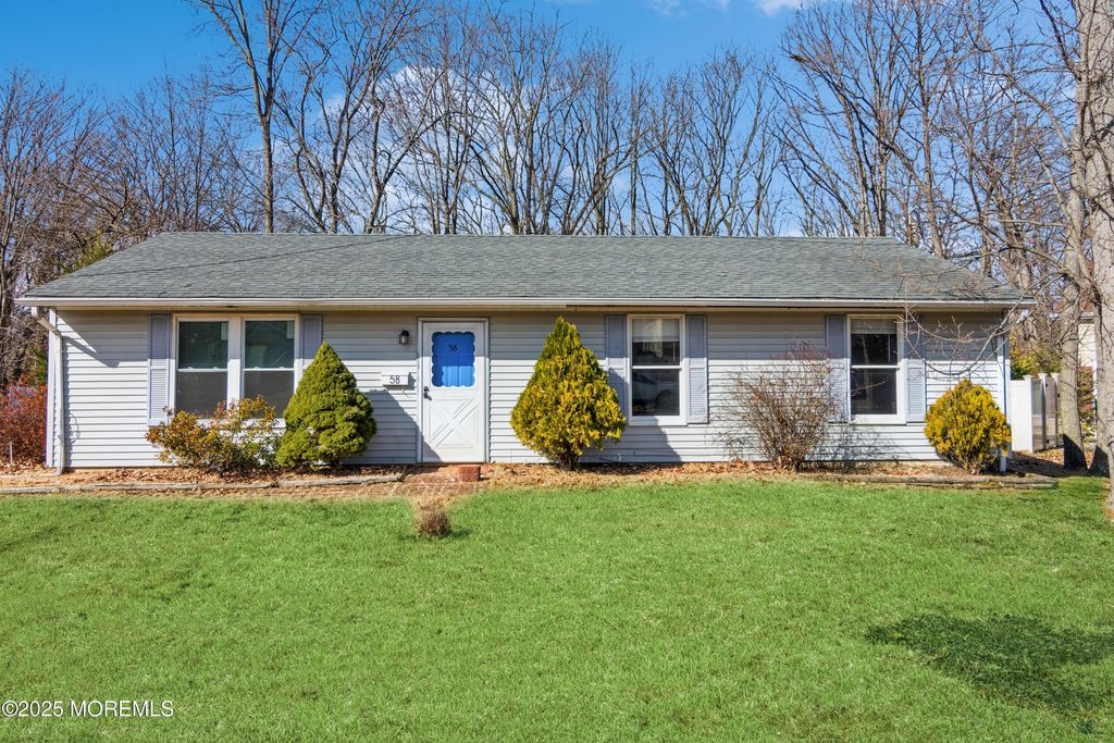 58 Dodd Street, Laurence Harbor, NJ 08879