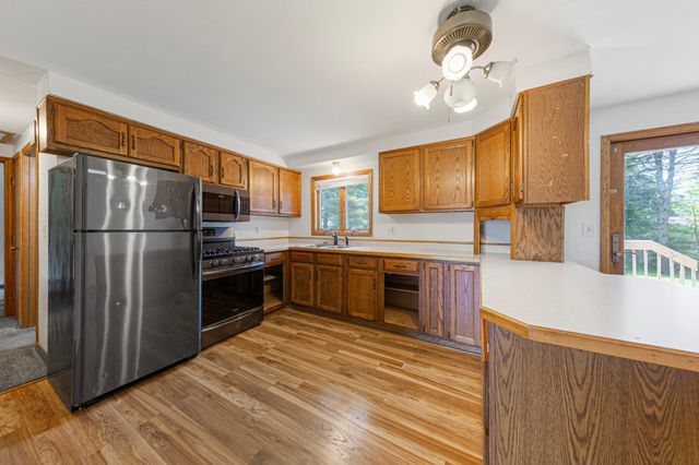 1323 Greenwood Place, Faribault, MN 55021