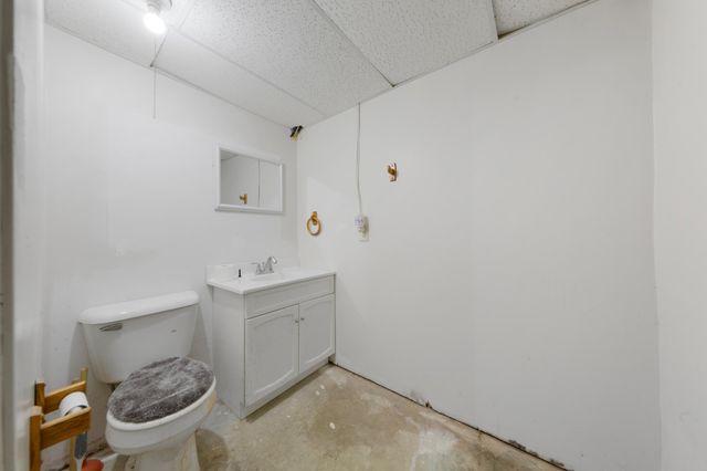 1323 Greenwood Place, Faribault, MN 55021