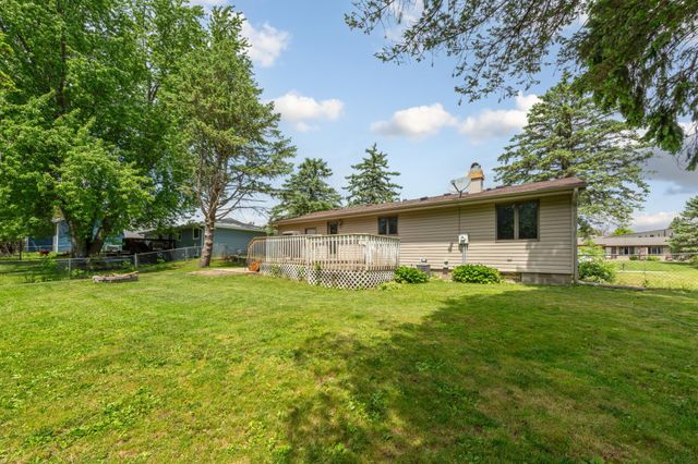 1323 Greenwood Place, Faribault, MN 55021