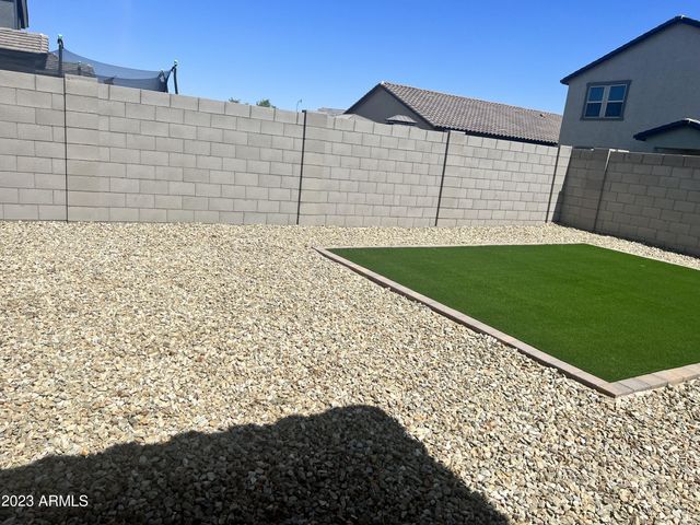 9525 W ILLINI Street, Tolleson, AZ 85353