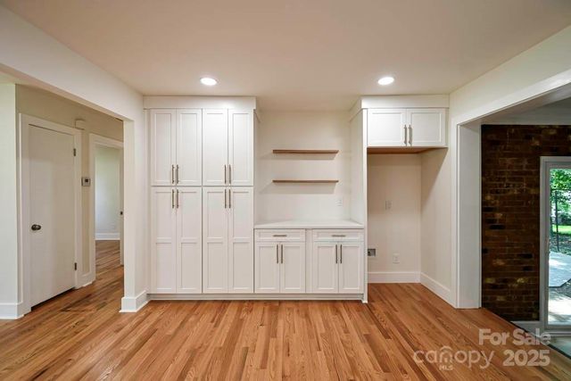 1513 Greenview Place, Charlotte, NC 28208