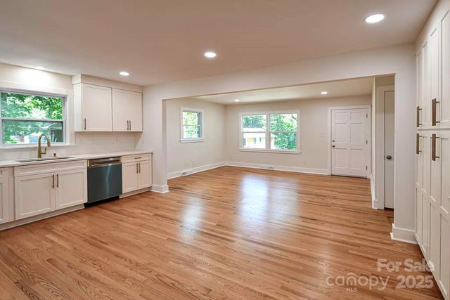 1513 Greenview Place, Charlotte, NC 28208